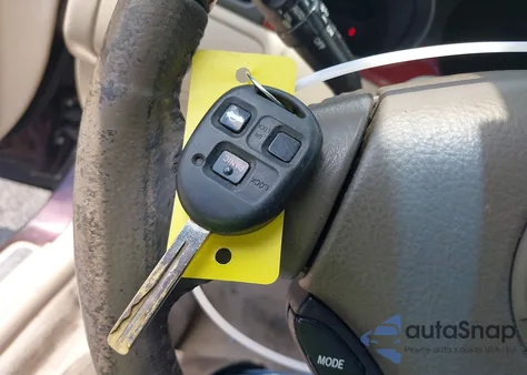 2002 Lexus Es 300 из США, поврежденный, VIN JTHBF30G425026580